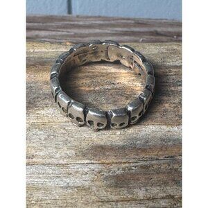 Sterling Silver Skull Design Ring For Men & Women - Unique Gothic Style Band